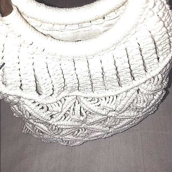 Macramé Handbag Crochet Tote Wooden Handle, 20” Clean like new - Picture 5 of 7